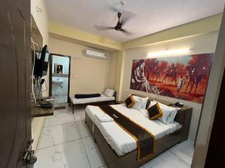 Blizz Stayz - Trishul Express - Haridwar - 0