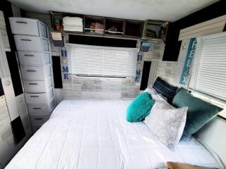 Camper Apt DE Sleeps 3 - Dover - 0