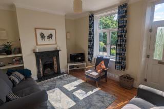 Lovely 3 bed room house - 4