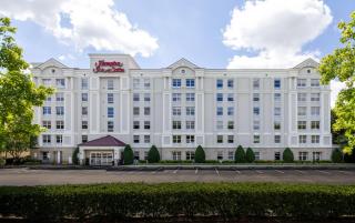 Hampton Inn & Suites Raleigh Cary Lenovo Center - Cary - 0