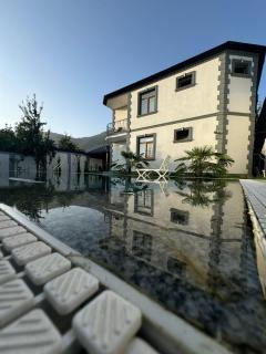 DMC House - 2