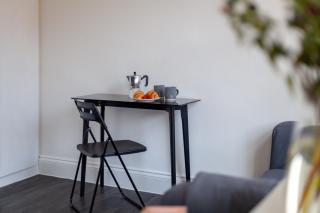 Sunny Spacious Flat - West London, Kensington, Earl's Court, Chelsea - London - 3