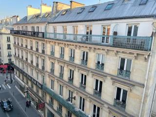 joli studio bohème sous les toits de Paris - 0