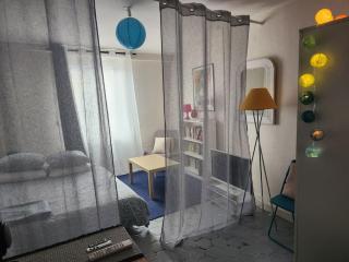 joli studio bohème sous les toits de Paris - 8
