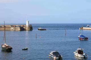 Kelvinside, Seahouses, 2 minute walk into village - 8