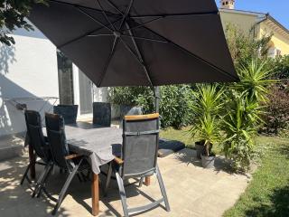 Modern and Elegant Apartment in a Quiet Part of Pula - Pula - 3