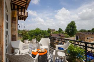 ELIVAAS 3 BHK with Pvt Pool & Lush Garden - Oakwood Villa - Jaipur - 2