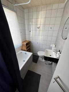 Geräumige 3-Zimmerwohnung dazu 2 Küchen und 2 Badezimmer - Plaidt - 8