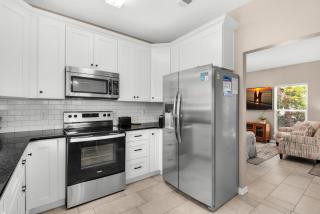 Wildwood Cottage - 2