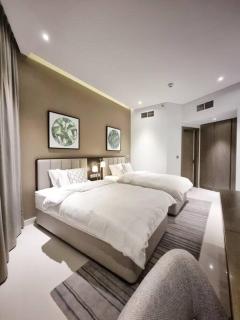 Stunning 2BR Prive Apartment - Dubai - 1