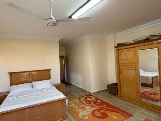 Charming Chalet with Stunning Sea View & Private Garden in Coral Hill Resort, North Coast Egypt - Zāwiyat al ‘Awwāmah - 6