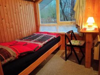 Gemütliches Ferienhaus für 5 Personen mit Sauna und Kaminofen und Grill im Ferienpark Extertal - Extertal - 3