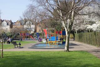 Glorious view over the park - London - 8