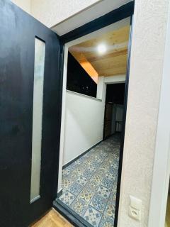 Whole house in the center - Koetaisi - 9