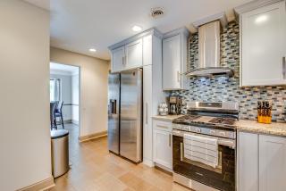 5 Mi to Lake Acworth Georgia Gem with Private Patio - Acworth - 1