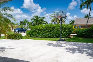 Blue Diamond Bungalow Pool and Spa - Cape Coral - 6