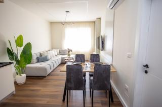 iunn apartment 3 - 5