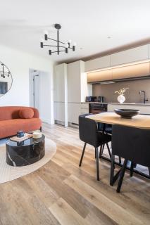Newly Designed, 2br Apt, 5min from Northwood London Tube Station, NATO HQ, Ideal for Wembley, Warner Studio, Contractors - Northwood - 8