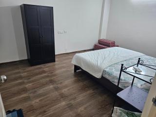 Royal Gem 3bhk Banjara hills rd12 - Hyderabad - 2