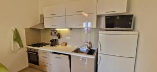 Cozy family apt Iris only 20m from the beach in Mandre - Mandre - 6