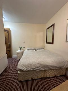 Aron Guest House - Stadtteil Ealing - 9