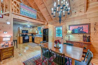 Serene Cabin Less Than 1 Mi to Fairy Stone State Park! - Stuart - 3