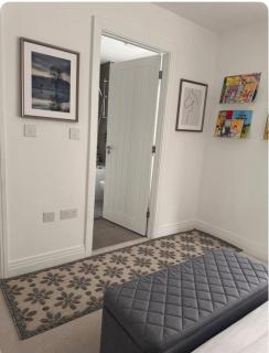 Bedroom in West Sussex with locks,Private Bathroom & Free Parking - Pulborough - 5