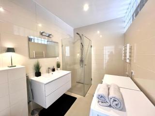 Lena Apartman Budapest City Center - Budapest - 2