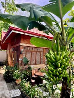 Ocean Breeze Inn - 2