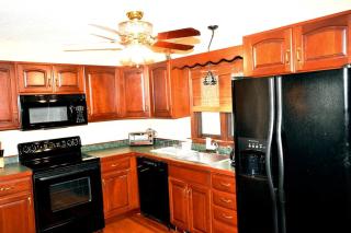 Camelback Townhouse Close to Water Park Ask About Early Check-in & Late Check-out Availability - 3
