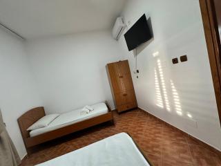 Villa BASHLLARI A&B appartamenti di fronte al mare - 8