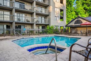 Stylish 1BR Free Attraction Tix Views! - Gatlinburg - 7