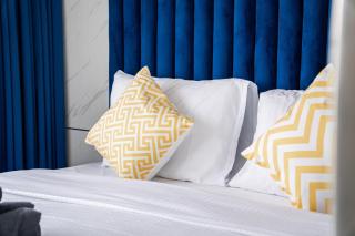 Elegant Escapes - Lavish 1B,Dubai Water Canal View - Dubai - 6