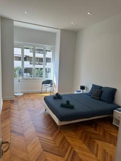 Golden House Cannes - 3