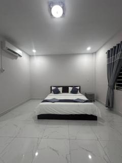 RoSi Guesthouse & coffee - Sihanoukville - 3