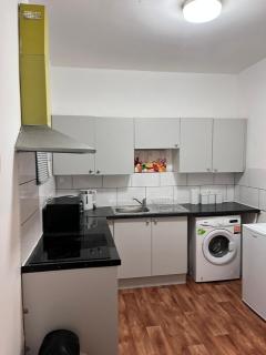 HIVESTAYS Free Wi-Fi, Smart TV, Parking, Tea &Coffee - 8