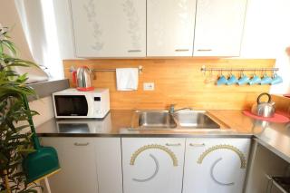 Argento, Bright Flat in The Center, 7 Guests, Parking & WiFi, Near to 3 Tram Lines and the Metro - well connected to Airports and to the Train Station - Milan - 3