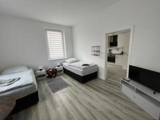 Apartment, Ferienwohnung- Bad-Küche- Parkplatz - Braunschweig - 2