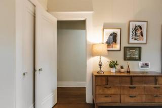 Victorian Gem near UT- Perfect Holiday or Event Stay - 1