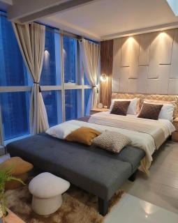 Staycations Up Above 13 at BGC - Manila - 4