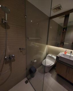Uptown Parksuites Tower 2 BGC - Staycations Up Above 9 - Manila - 4