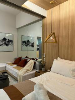 One Uptown Residences at BGC - Staycations Up Above 15 - Manila - 0