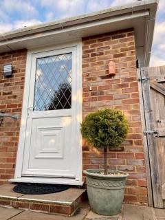 Spacious bungalow Air con & Wi-fi - 4