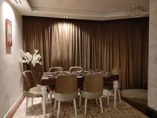 luxurious Downtown House near airport and Malls - Cairo - 4