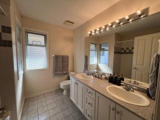 Terra Nova - Private property - 2