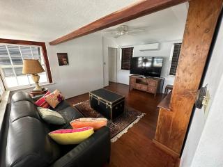 Emerald Tide Retreat - Hog Bay - 7