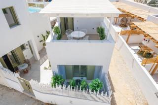 Joelia Suites in Naousa Paros with private jacuzzi! - Naoussa - 7