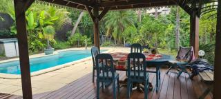 Villa élégante avec piscine à Saint-Paul, Réunion, vue sur mer - Le Bois de Nèfles - 9