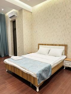 Central Baku, Steps from the Metro - 3