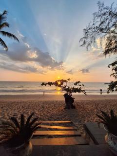 Nang Thong Beach Resort - Khao Lak - 3